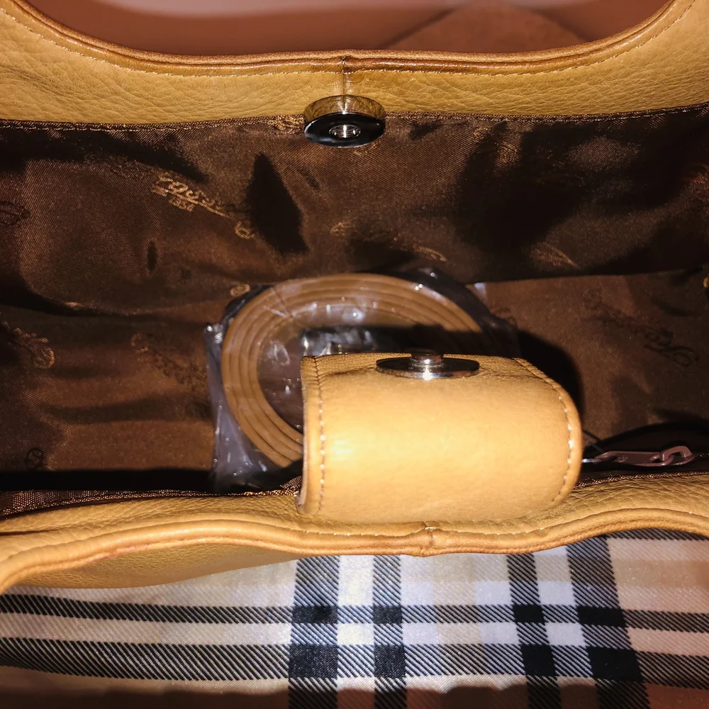 Fossil Genuine Leather Woven Handle Crossbody Handbag/Clutch - Picture 2 of 9